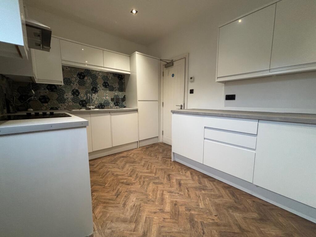 5 bed 1st Floor Flat for rent in Cardiff. From CPS Homes - Cardiff 5 bed 1st Floor Flat for rent in Cardiff. From CPS Homes - Cardiff
