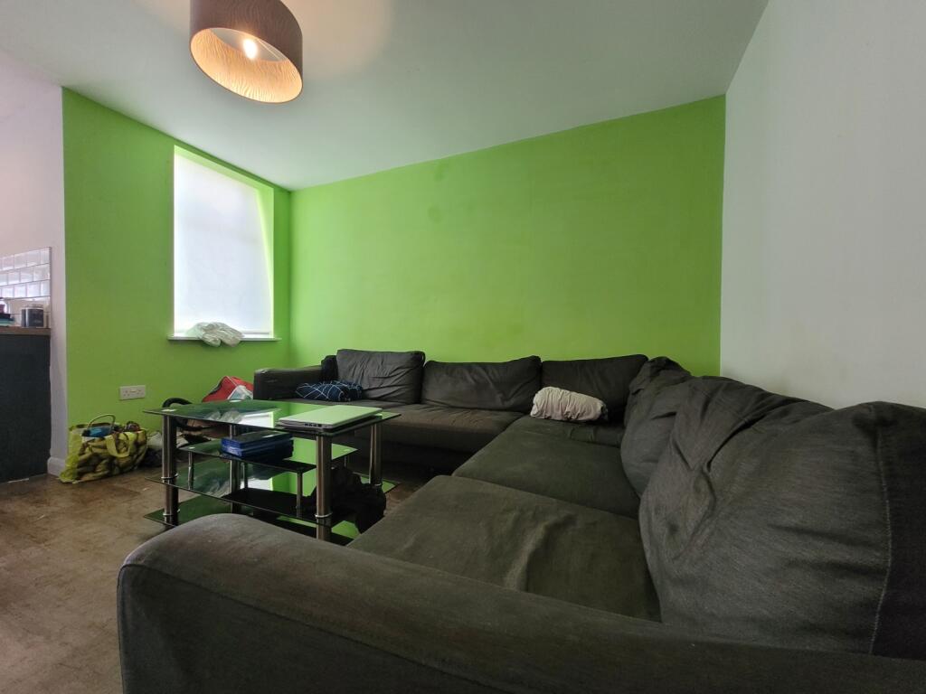 6 bed Mid Terraced House for rent in Cardiff. From CPS Homes - Cardiff 6 bed Mid Terraced House for rent in Cardiff. From CPS Homes - Cardiff