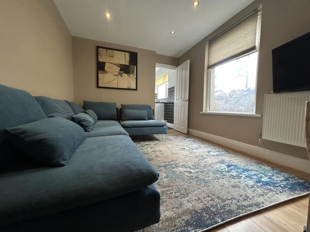 6 bed Mid Terraced House for rent in Cardiff. From CPS Homes - Cardiff 6 bed Mid Terraced House for rent in Cardiff. From CPS Homes - Cardiff