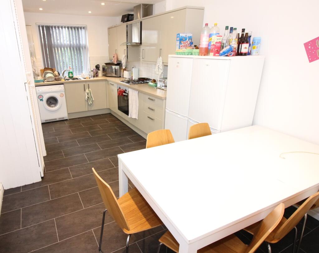 6 bed Mid Terraced House for rent in Cardiff. From CPS Homes - Cardiff 6 bed Mid Terraced House for rent in Cardiff. From CPS Homes - Cardiff