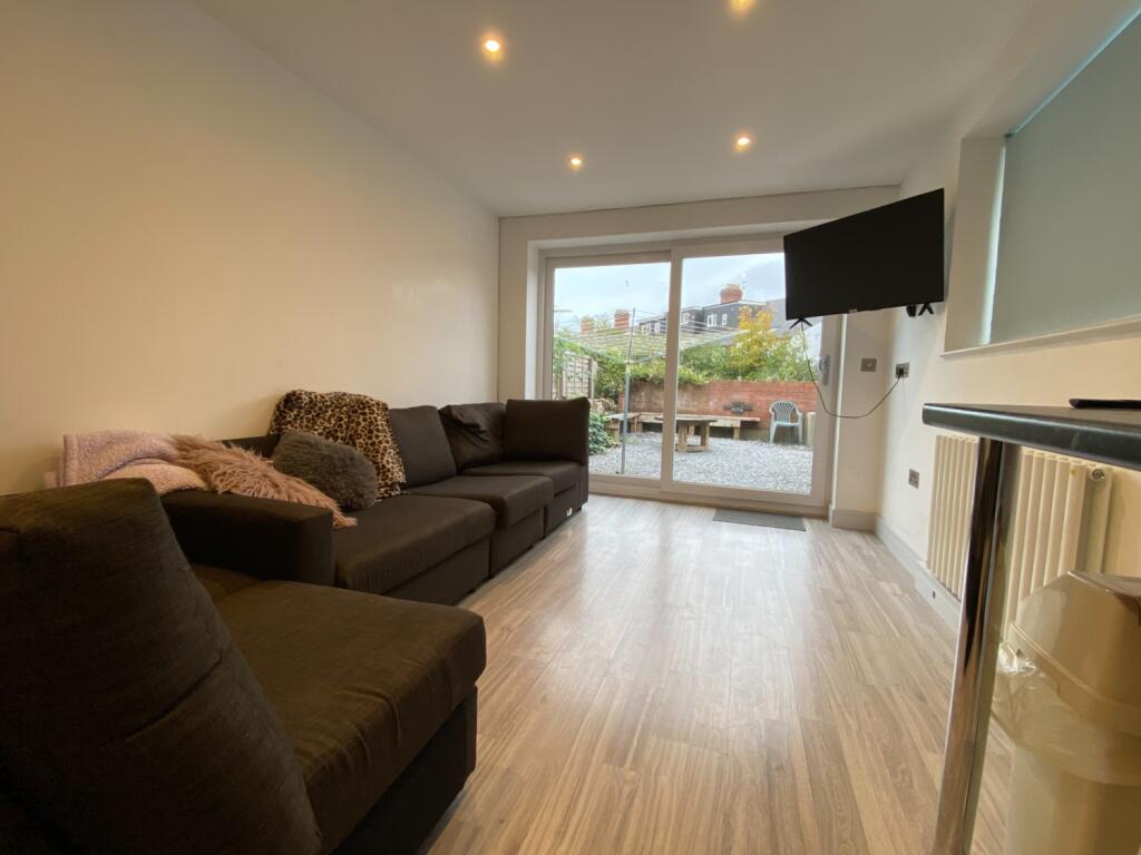 6 bed Mid Terraced House for rent in Cardiff. From CPS Homes - Cardiff 6 bed Mid Terraced House for rent in Cardiff. From CPS Homes - Cardiff