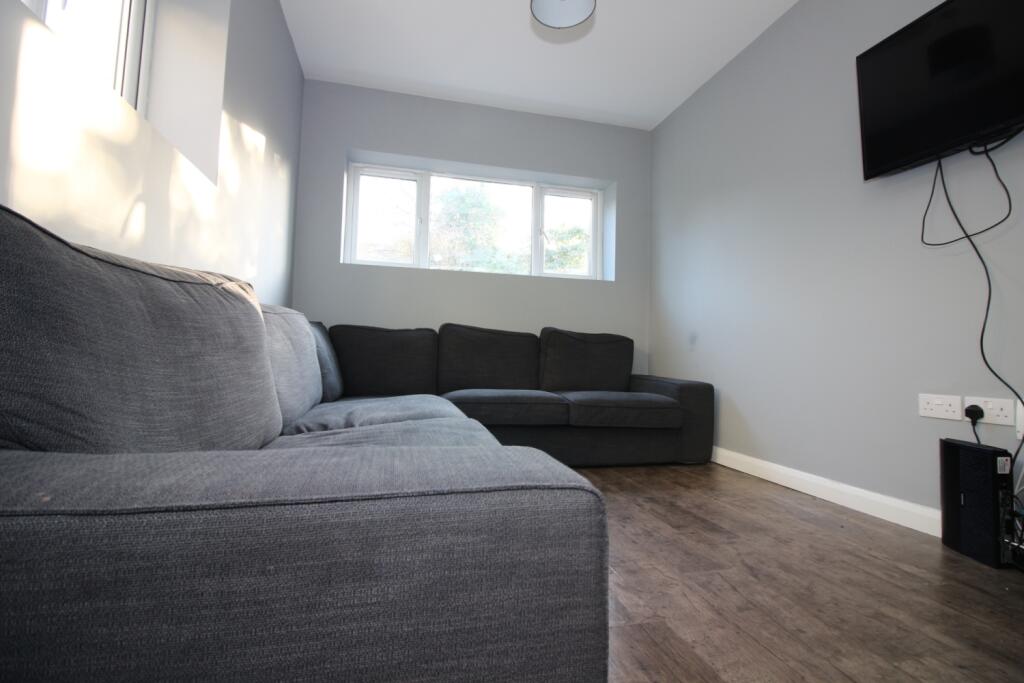 7 bed Mid Terraced House for rent in Cardiff. From CPS Homes - Cardiff 7 bed Mid Terraced House for rent in Cardiff. From CPS Homes - Cardiff