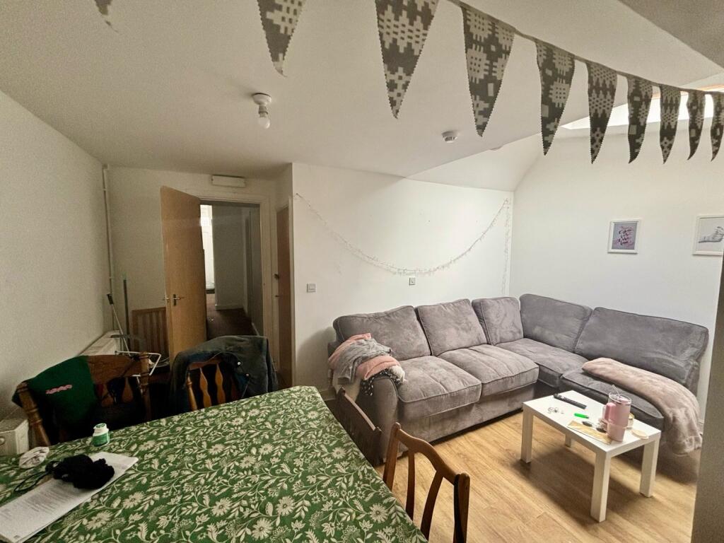 7 bed Mid Terraced House for rent in Cardiff. From CPS Homes - Cardiff 7 bed Mid Terraced House for rent in Cardiff. From CPS Homes - Cardiff