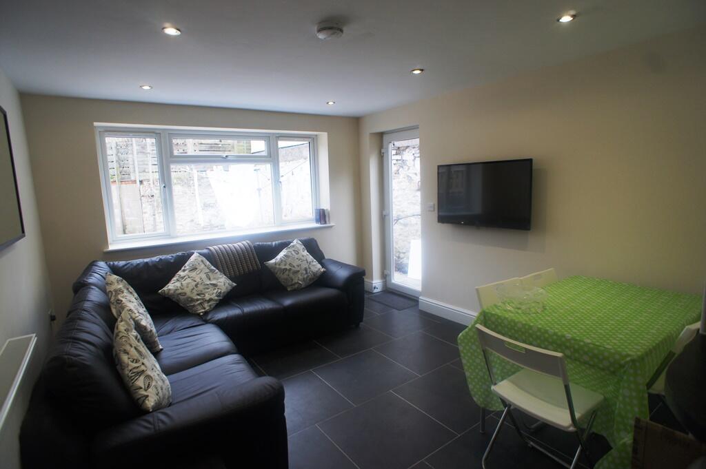 7 bed End of Terrace for rent in Cardiff. From CPS Homes - Cardiff 7 bed End of Terrace for rent in Cardiff. From CPS Homes - Cardiff