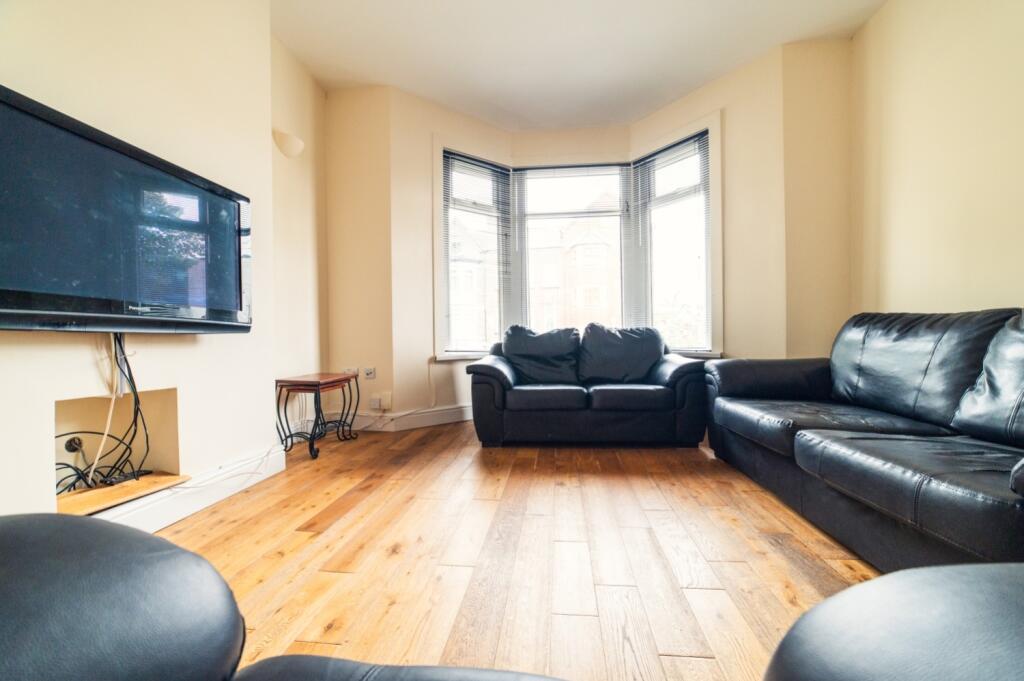 7 bed Mid Terraced House for rent in Cardiff. From CPS Homes - Cardiff 7 bed Mid Terraced House for rent in Cardiff. From CPS Homes - Cardiff