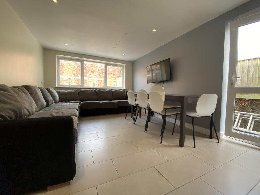 9 bed Detached for rent in Cardiff. From CPS Homes - Cardiff