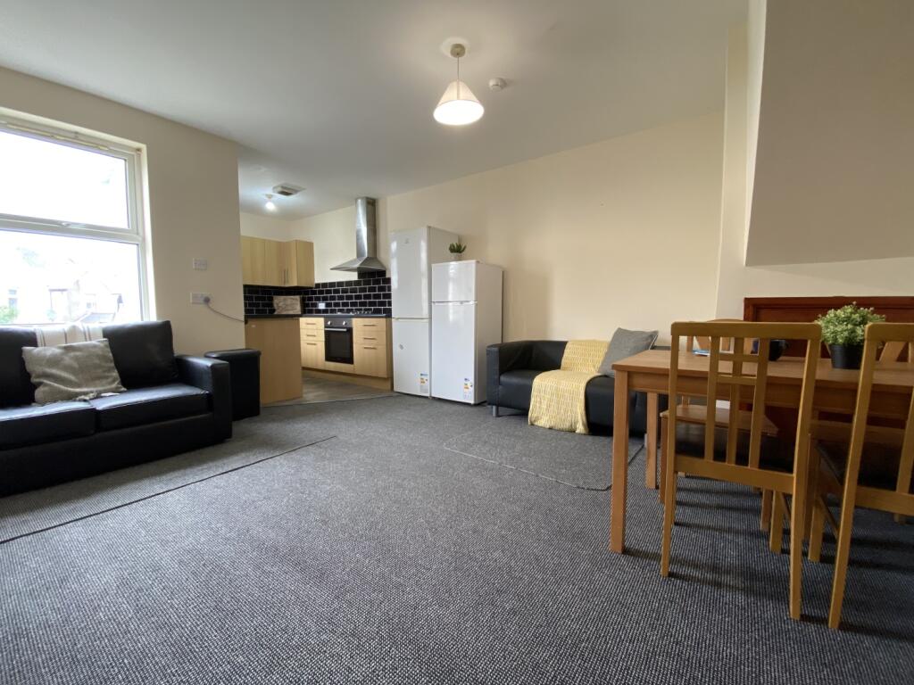 5 bed End of Terrace for rent in Cardiff. From CPS Homes - Cardiff 5 bed End of Terrace for rent in Cardiff. From CPS Homes - Cardiff