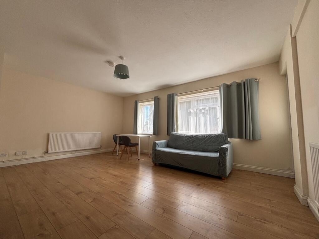 2 bed 1st Floor Flat for rent in Cardiff. From CPS Homes - Cardiff 2 bed 1st Floor Flat for rent in Cardiff. From CPS Homes - Cardiff