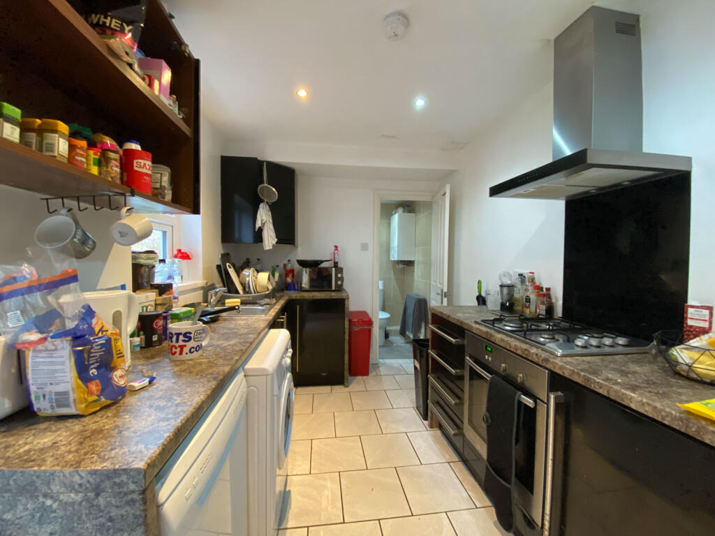 3 bed Mid Terraced House for rent in Cardiff. From CPS Homes - Cardiff 3 bed Mid Terraced House for rent in Cardiff. From CPS Homes - Cardiff