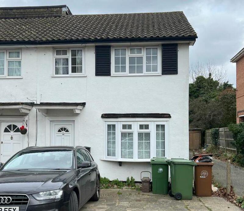 3 bed Semi Detached for rent in Carshalton. From Cromwells Estate Agents - Cheam - Sales