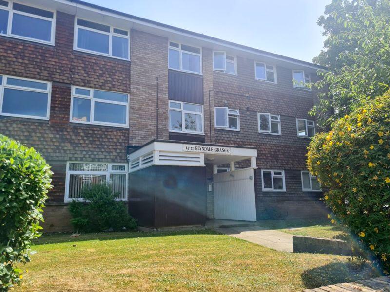 2 bed Apartment for rent in Carshalton. From Cromwells Estate Agents - Cheam - Sales 2 bed Apartment for rent in Carshalton. From Cromwells Estate Agents - Cheam - Sales