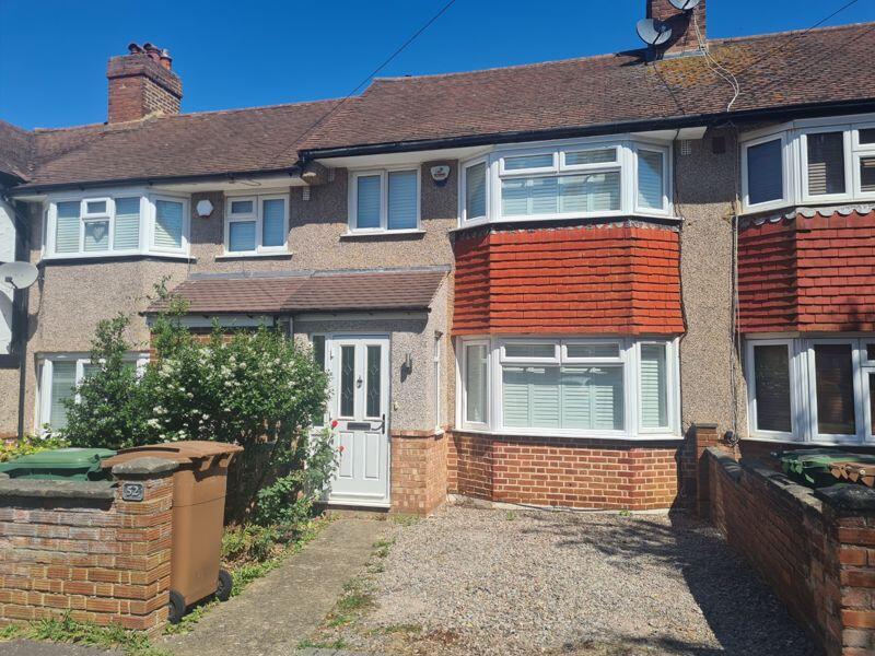 2 bed Mid Terraced House for rent in Worcester Park. From Cromwells Estate Agents - Cheam - Sales