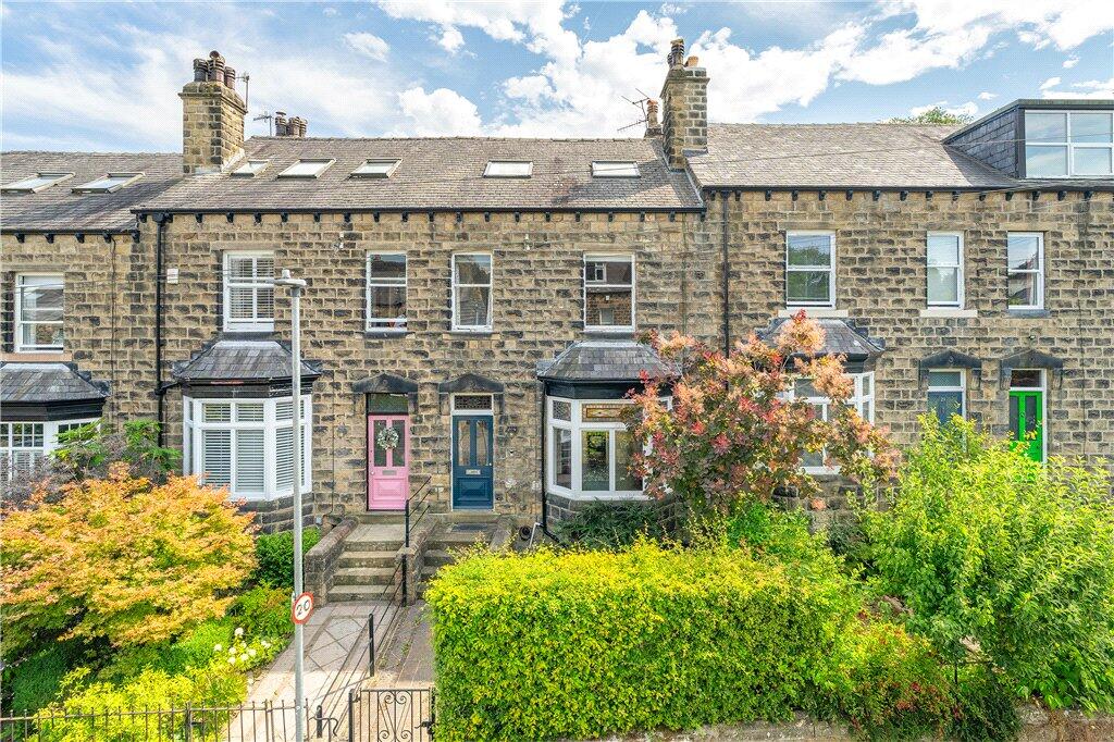 4 bed Mid Terraced House for rent in Ilkley. From Dacre Son & Hartley - Ilkley