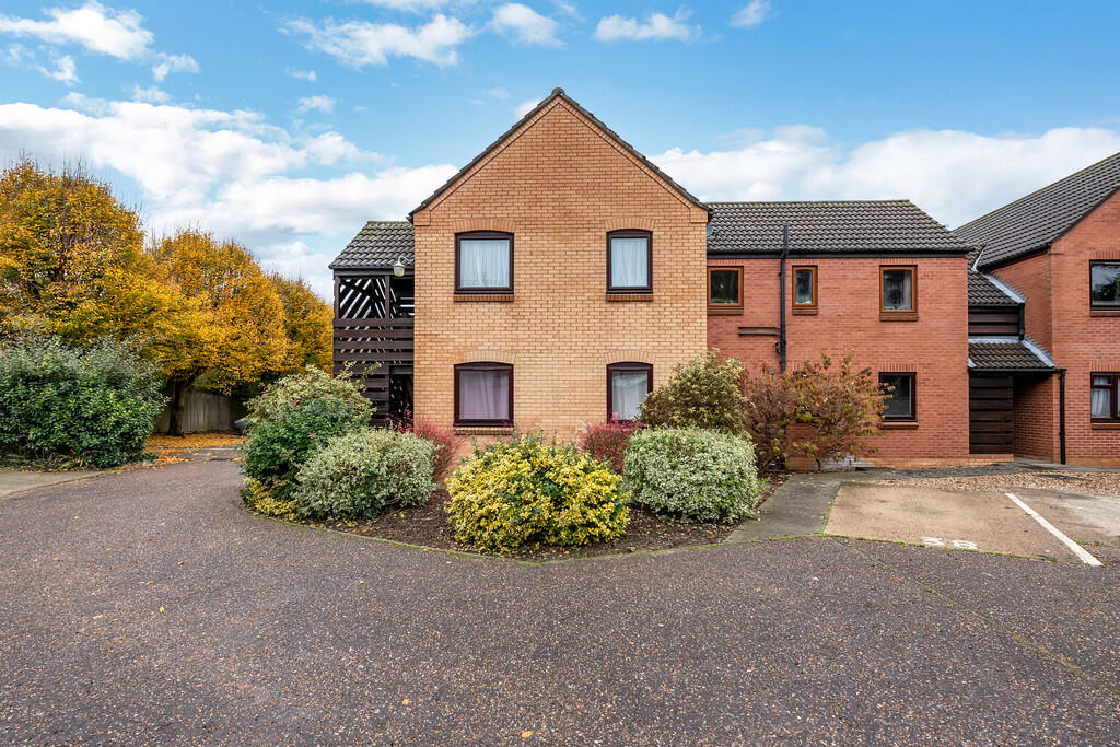 2 bed Apartment for rent in Bury St Edmunds. From David Burr Estate Agents - Bury St. Edmunds