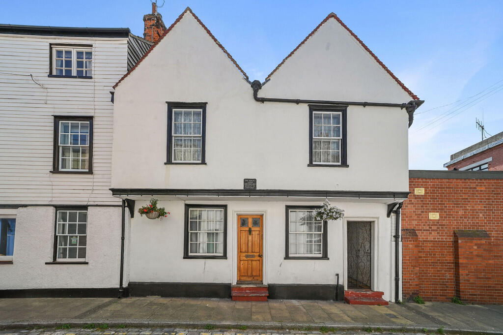 2 bed Cottage for rent in Harwich. From David Burr Estate Agents - Leavenheath 2 bed Cottage for rent in Harwich. From David Burr Estate Agents - Leavenheath
