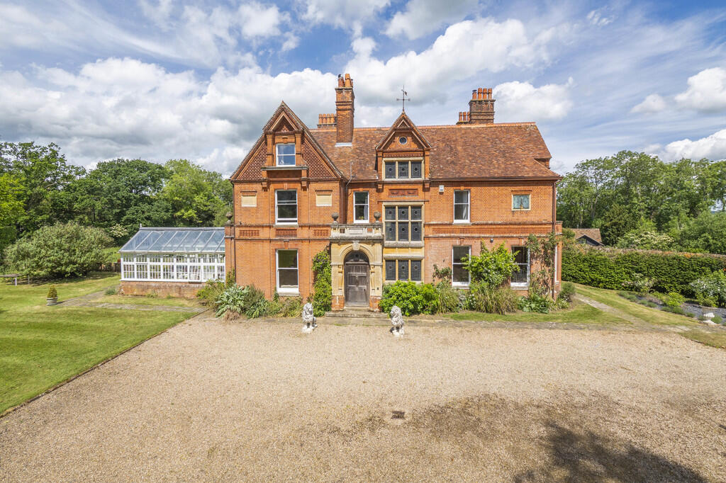 1 bed Apartment for rent in Sudbury. From David Burr Estate Agents - Long Melford 1 bed Apartment for rent in Sudbury. From David Burr Estate Agents - Long Melford