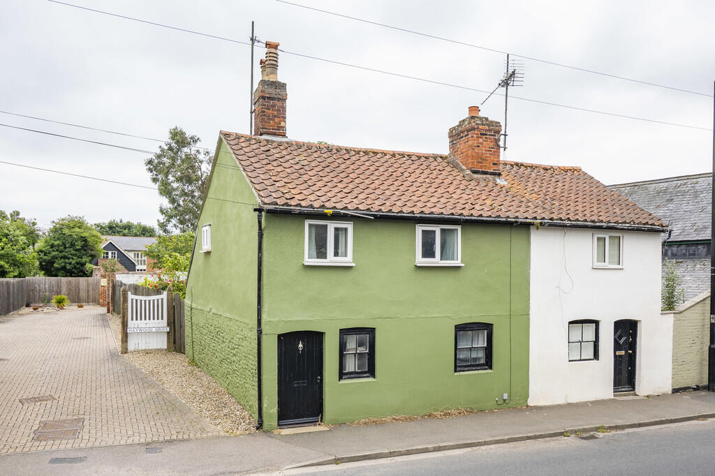 2 bed Cottage for rent in Long Melford. From David Burr Estate Agents - Long Melford