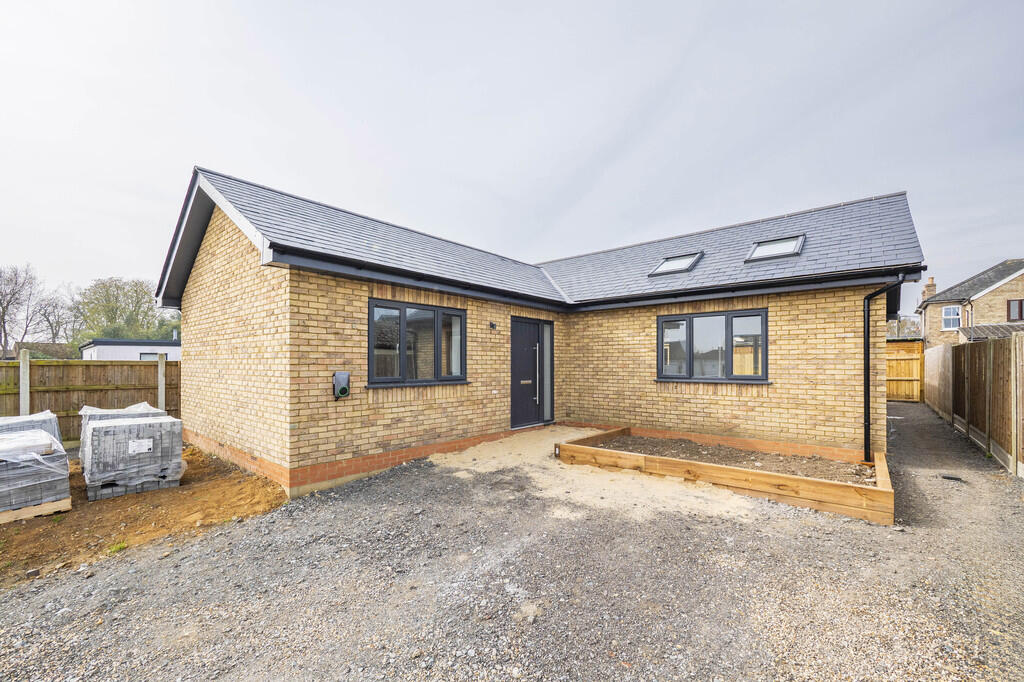 2 bed Detached bungalow for rent in Sudbury. From David Burr Estate Agents - Long Melford