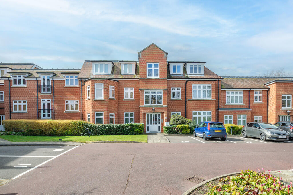 2 bed Apartment for rent in Newmarket. From David Burr Estate Agents - Newmarket