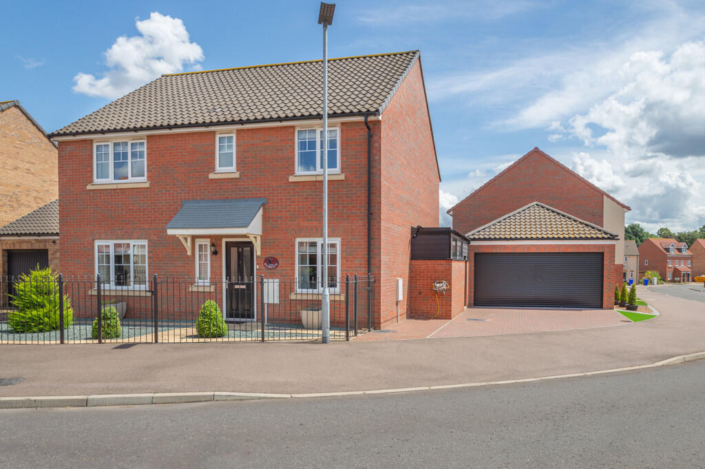 4 bed Detached for rent in Exning. From David Burr Estate Agents - Newmarket 4 bed Detached for rent in Exning. From David Burr Estate Agents - Newmarket