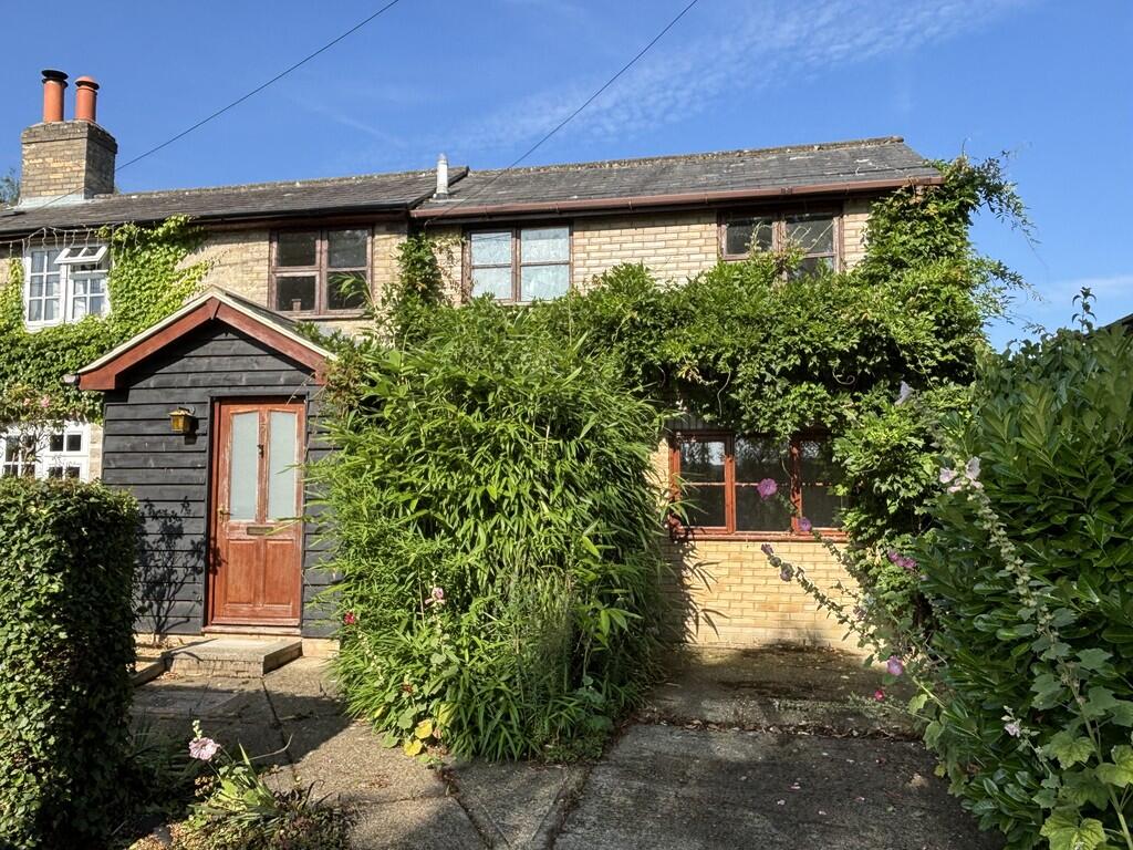 2 bed Semi Detached for rent in Woolpit. From David Burr Estate Agents - Woolpit 2 bed Semi Detached for rent in Woolpit. From David Burr Estate Agents - Woolpit