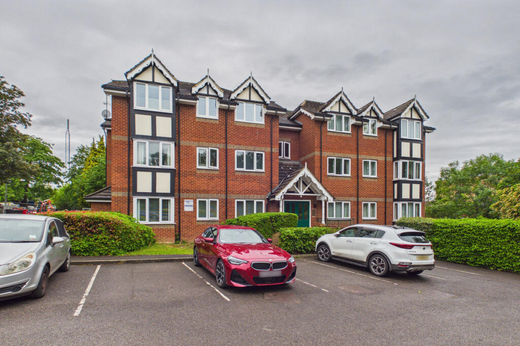 2 bed Apartment for rent in Pimlico. From David Doyle Estate Agents - Boxmoor