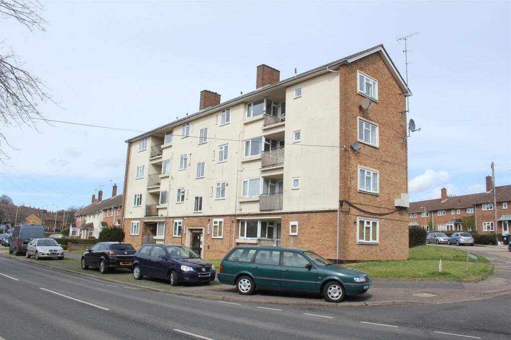2 bed Apartment for rent in Hemel Hempstead. From David Doyle Estate Agents - Boxmoor