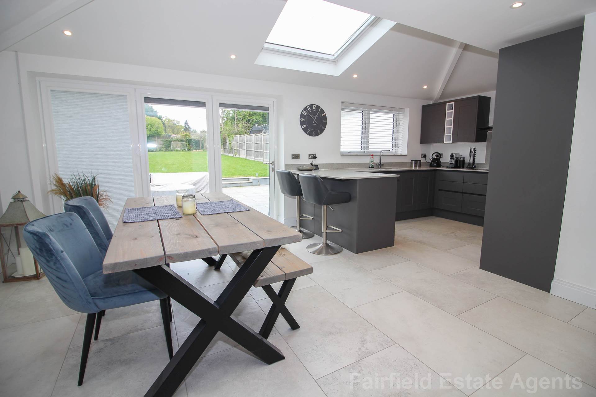 3 bed Semi-Detached House for rent in Watford. From Fairfield Estate Agents - Oxhey Branch