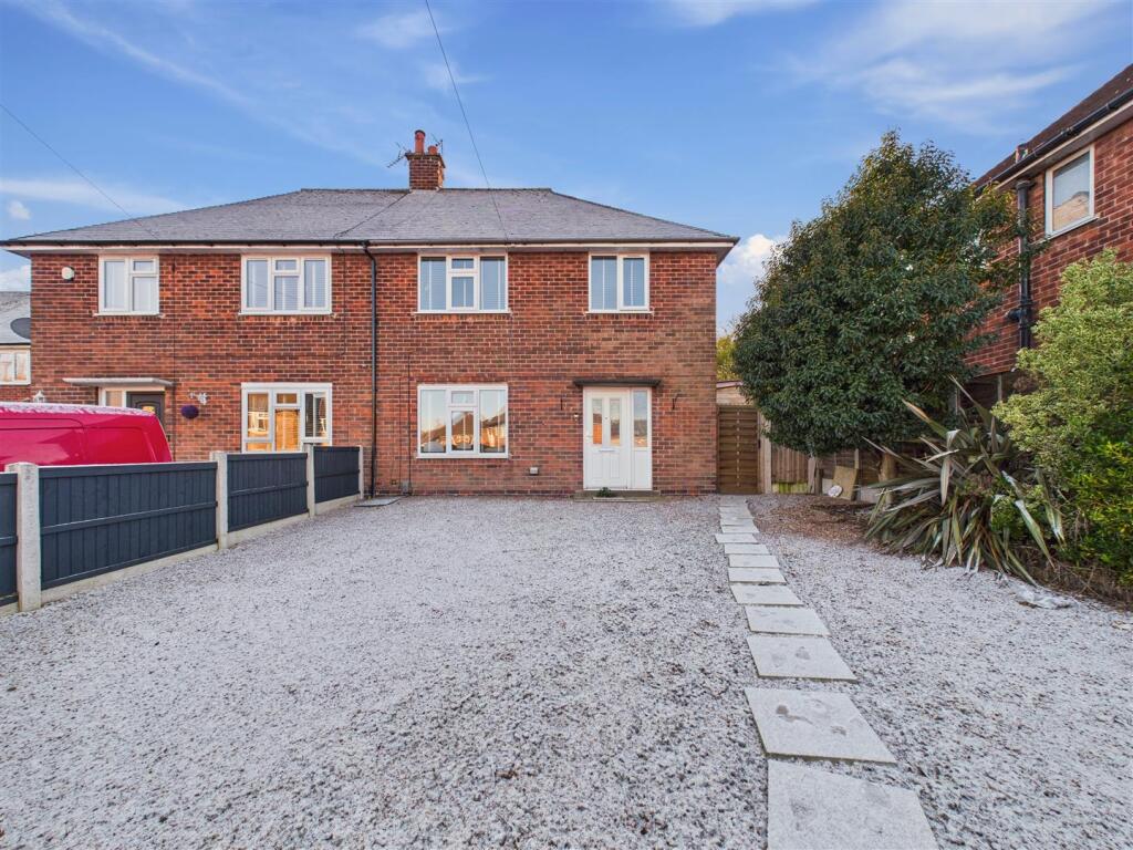 3 bed Semi Detached for rent in Nottingham. From David James Estate Agents - Mapperley