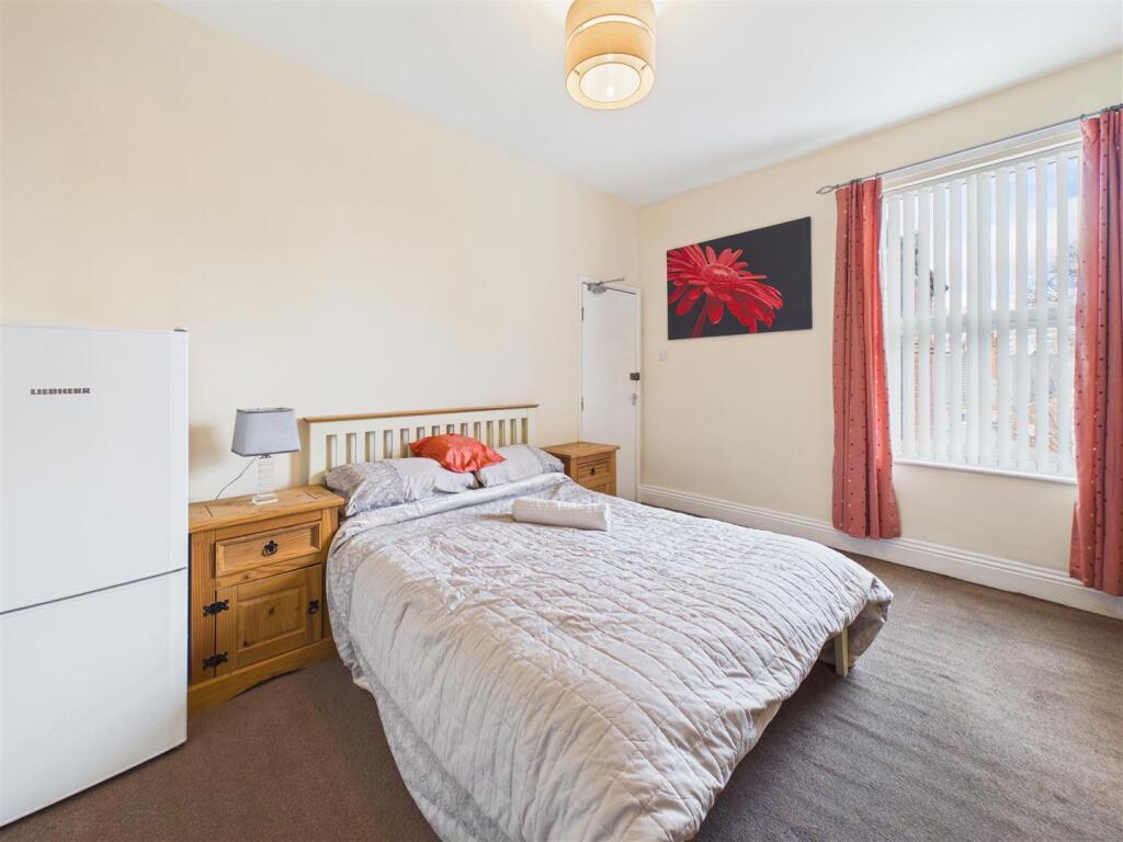 1 bed House Share for rent in Nottingham. From David James Estate Agents - Mapperley 1 bed House Share for rent in Nottingham. From David James Estate Agents - Mapperley