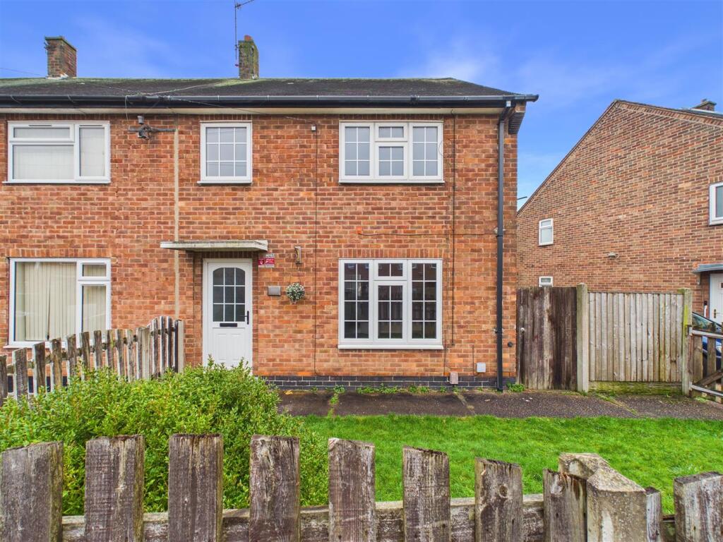 3 bed End of Terrace for rent in Arnold. From David James Estate Agents - Mapperley 3 bed End of Terrace for rent in Arnold. From David James Estate Agents - Mapperley