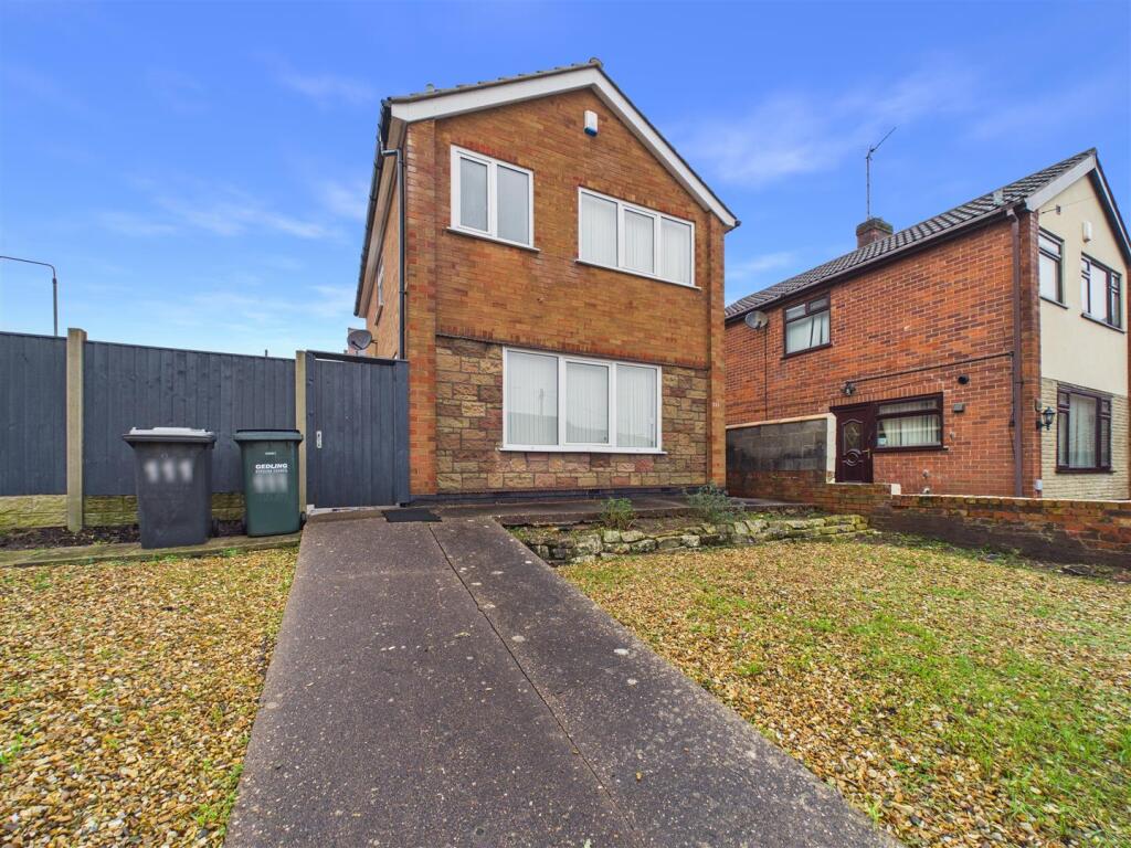 3 bed Detached for rent in Nottingham. From David James Estate Agents - Mapperley