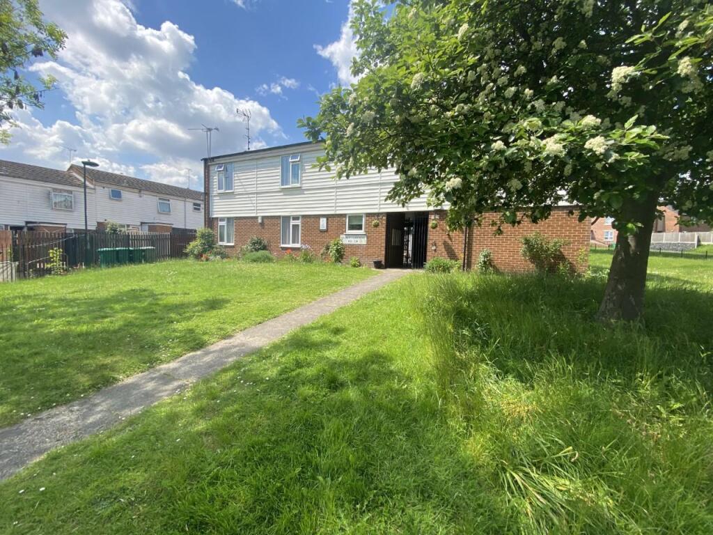 1 bed Annexe for rent in Nottingham. From David James Estate Agents - Mapperley