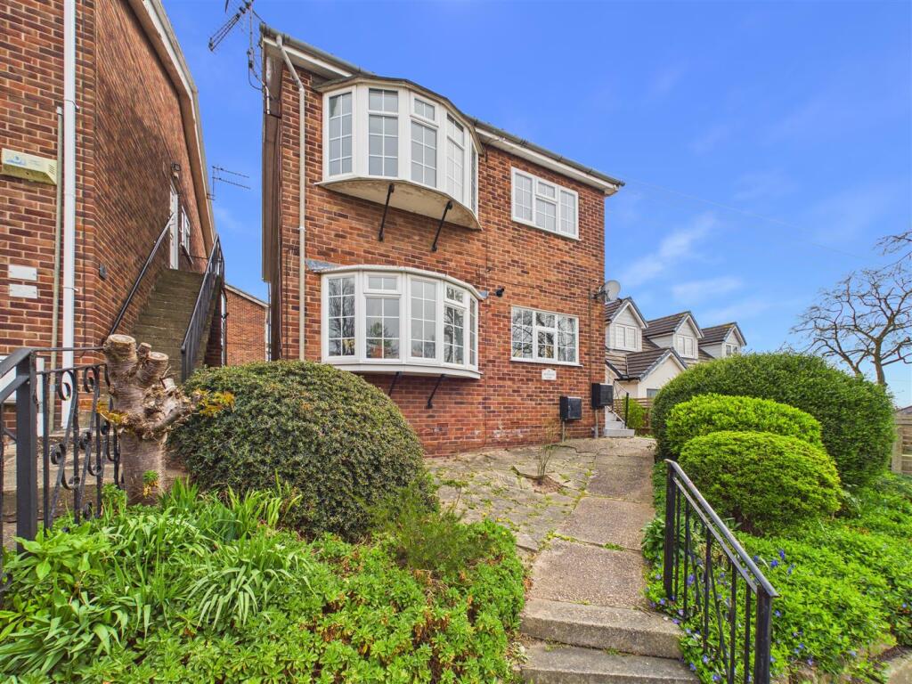 2 bed Annexe for rent in Nottingham. From David James Estate Agents - Mapperley 2 bed Annexe for rent in Nottingham. From David James Estate Agents - Mapperley