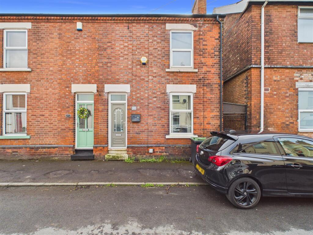 2 bed Semi Detached for rent in Nottingham. From David James Estate Agents - Mapperley