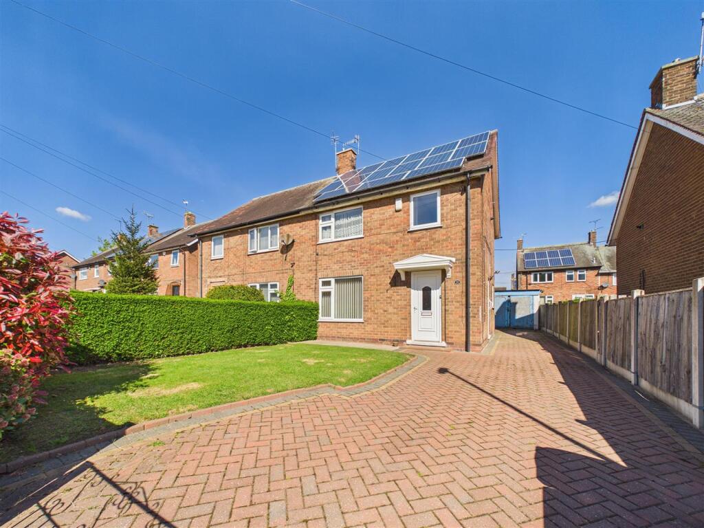 3 bed Semi Detached for rent in Nottingham. From David James Estate Agents - Mapperley