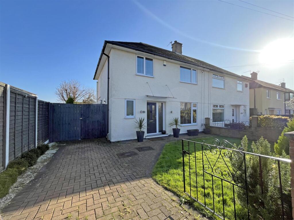 3 bed Semi Detached for rent in Barton in Fabis. From David James Estate Agents - Mapperley 3 bed Semi Detached for rent in Barton in Fabis. From David James Estate Agents - Mapperley
