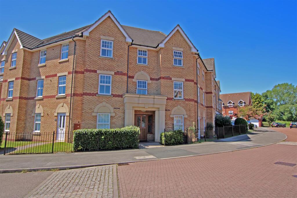 2 bed Apartment for rent in Arnold. From David James Estate Agents - Mapperley 2 bed Apartment for rent in Arnold. From David James Estate Agents - Mapperley