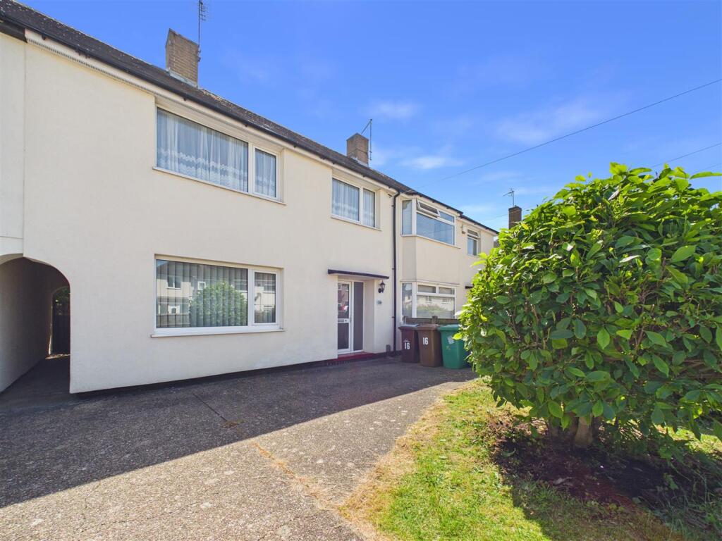 3 bed Mid Terraced House for rent in Nottingham. From David James Estate Agents - Mapperley