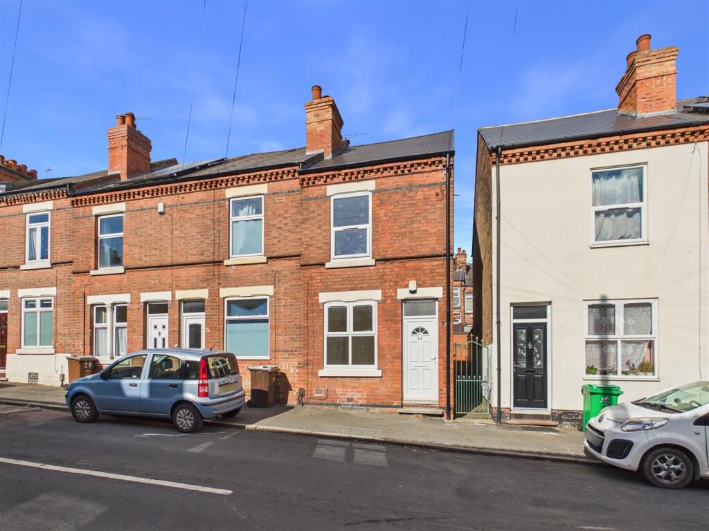 3 bed End of Terrace for rent in West Bridgford. From David James Estate Agents - Mapperley 3 bed End of Terrace for rent in West Bridgford. From David James Estate Agents - Mapperley