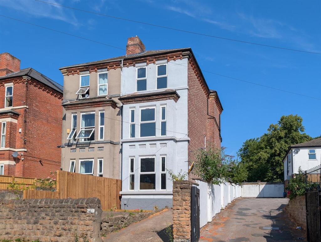5 bed Semi Detached for rent in Nottingham. From David James Estate Agents - Mapperley