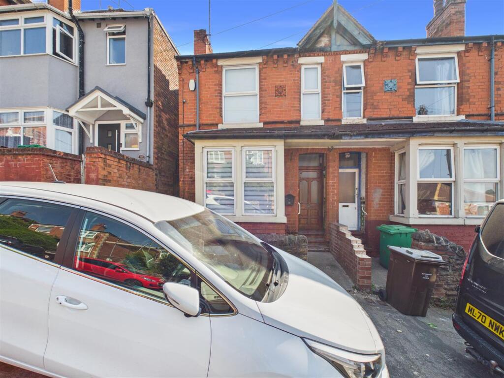 3 bed Semi Detached for rent in Nottingham. From David James Estate Agents - Mapperley