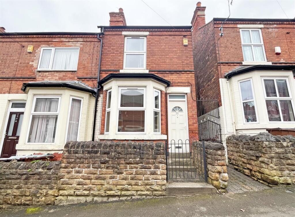 3 bed End of Terrace for rent in Nottingham. From David James Estate Agents - Mapperley 3 bed End of Terrace for rent in Nottingham. From David James Estate Agents - Mapperley