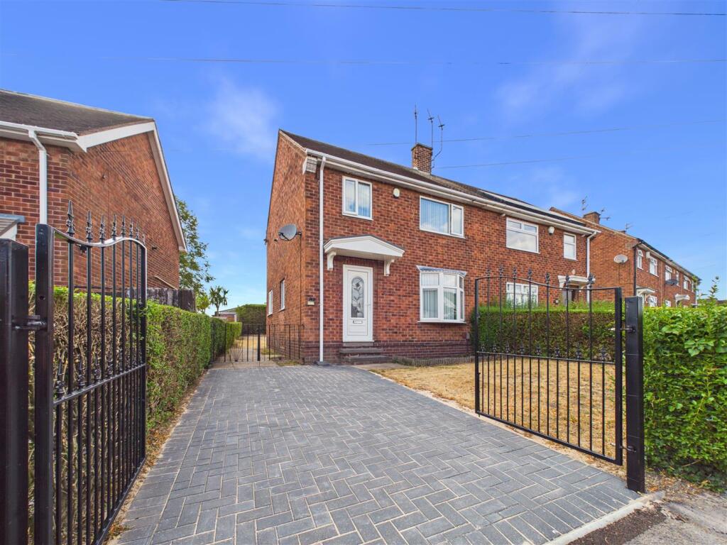 3 bed Semi Detached for rent in Arnold. From David James Estate Agents - Mapperley