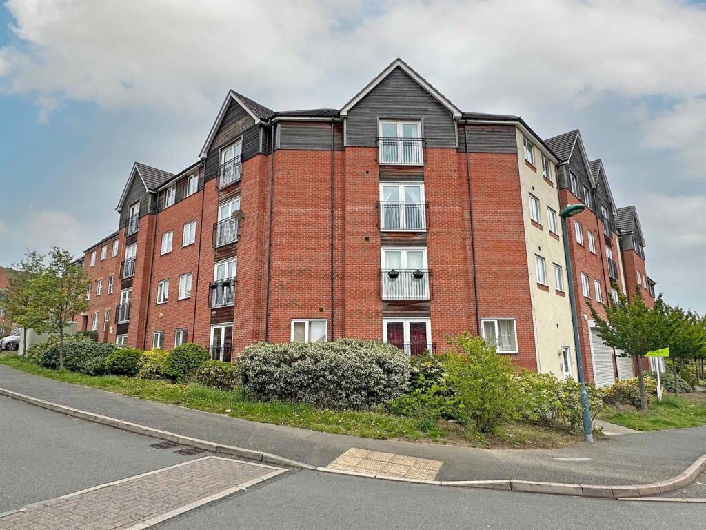 2 bed Apartment for rent in Nottingham. From David James Estate Agents - Mapperley