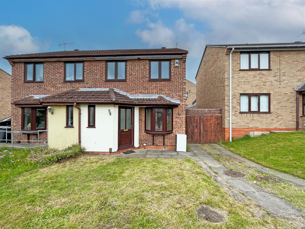 3 bed Semi Detached for rent in Arnold. From David James Estate Agents - Mapperley