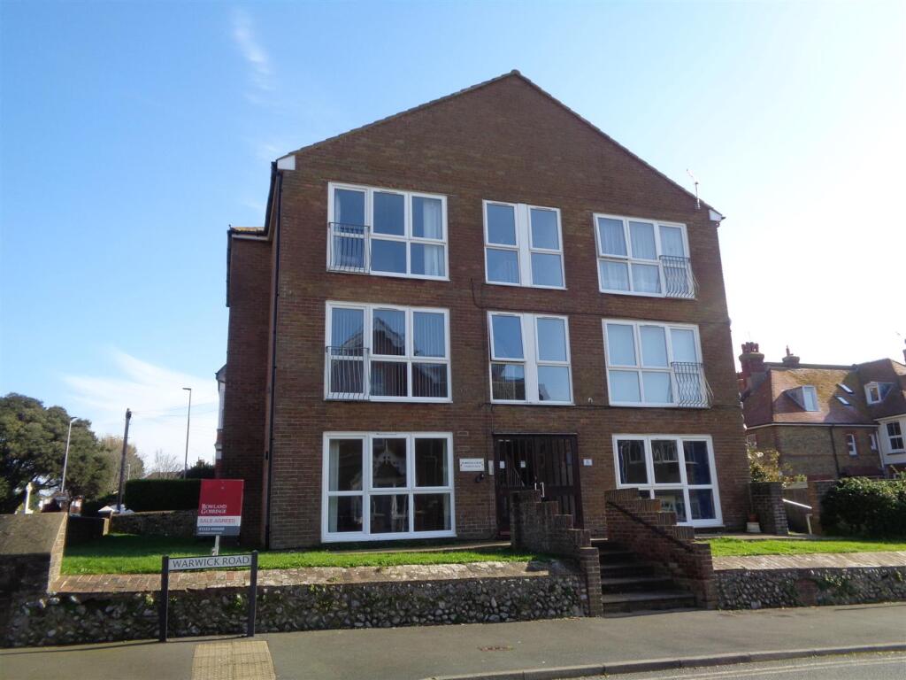 2 bed 1st Floor Flat for rent in Seaford. From David Jordan - Seaford