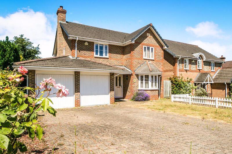 4 bed Detached for rent in Reading. From Diamonds - Caerphilly