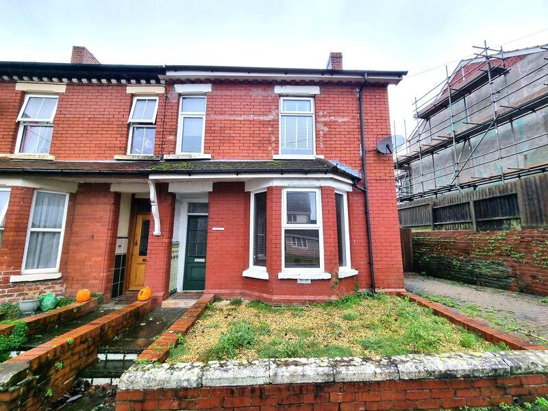 4 bed Semi Detached for rent in Machen. From Diamonds - Caerphilly