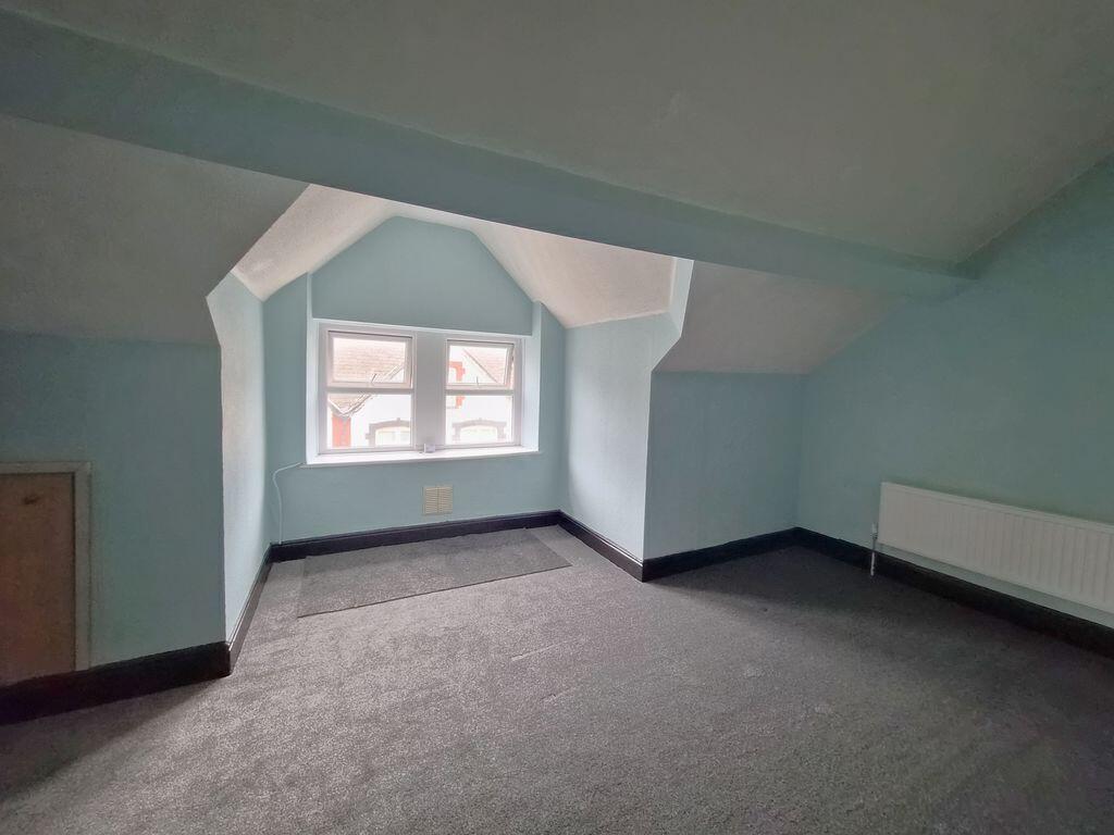 1 bed 1st Floor Flat for rent in Caerphilly. From Diamonds - Caerphilly